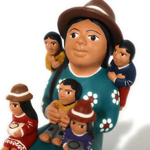 Peruvian Folk Art Pottery Storyteller Country Woman with Kids Figurine Multicolor Ceramic. Andean Version 5" Tall.