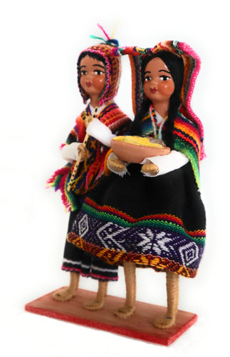 Cholitos Figurines Dolls Peruvian Folk Customs Maize Offering 6.5