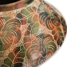 Load image into Gallery viewer, Nicaraguan Ceramic Etched Decorative Bowl Nicaragua Pottery San Juan de Oriente 5.5&quot; Tall