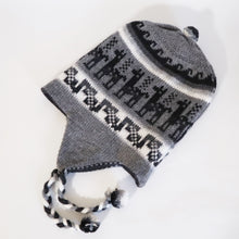 Load image into Gallery viewer, Chullo Alpaca Wool Blend Hat with Earflaps Reversible Light Gray/Rat Gray Unisex