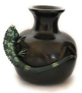 Mexican Decorative Ceramic Oaxaca Black Pottery Vase with Iguana 6.5" Tall