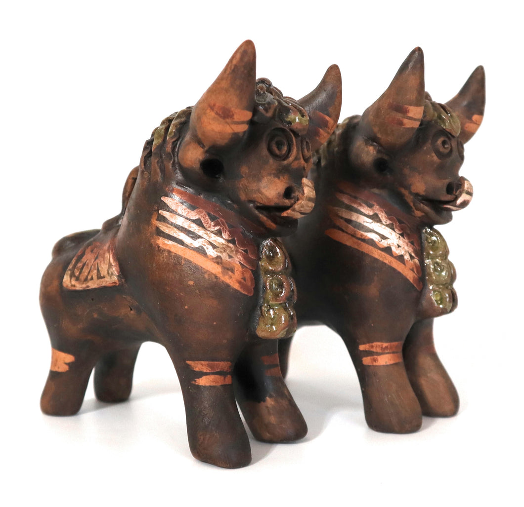Pucara Bulls Antiqued Toritos de Pucara Ceramic Little Pucara Bulls. 5
